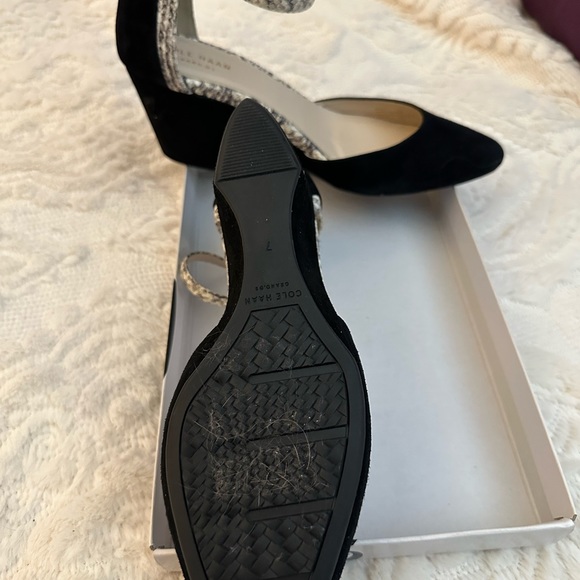 Cole Haan black suede, wedge with gray snakeskin trim - Picture 4 of 5